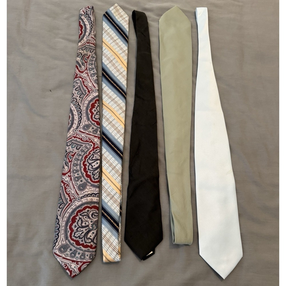 LOT OF 5‎ Neck Ties For Men, 5 Different Ties Please See Pictures For Brands